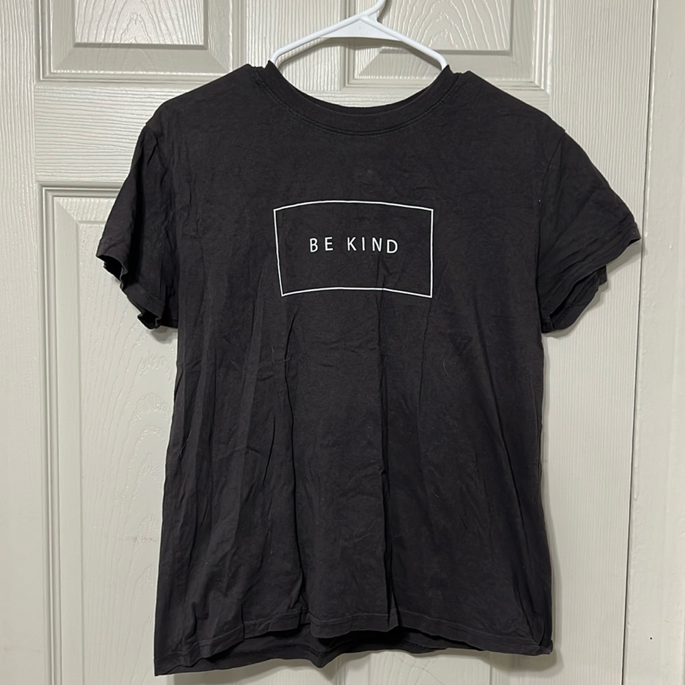 Be Kind gray T-shirt